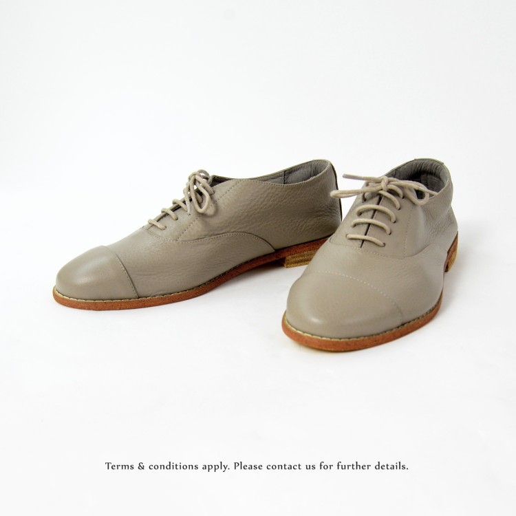 grey leather casual shoes