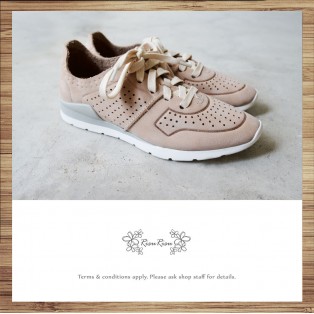 Sneakers / Leather / Retro handmade leather / Beige color / RS4000A