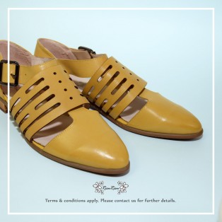 Buckle Flats / Pointed toe Leather Shoes / Handmade Shoes / Mustard / RS5620B