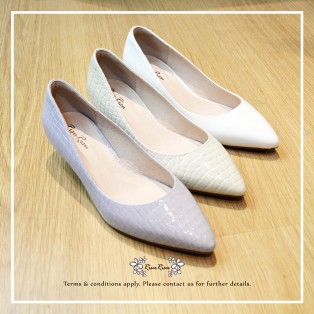 Natural Milk White /  Sheepskin Low Heels / Handmade / Full leather / RS5983A