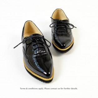 Ladies pointed shoes / Lace-up shoes / Platform shoes / Glossy material / Easy to wear design / Black / 6558B