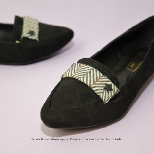 Japanese woven Flat Pumps | Streamline pointed design | Handmade | Black | RS6918B