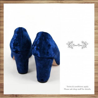  Classic Day / Retro pointed heels with deep sapphire velvet  / RS7237B
