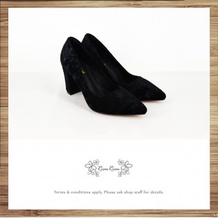  Classic Day / Retro pointed heels with deep black velvet  / RS7237C