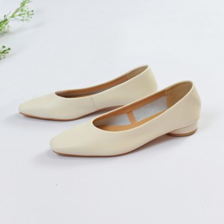 Slim fit feet | Classic Square Toe Heel Shoes | White | RS7577A